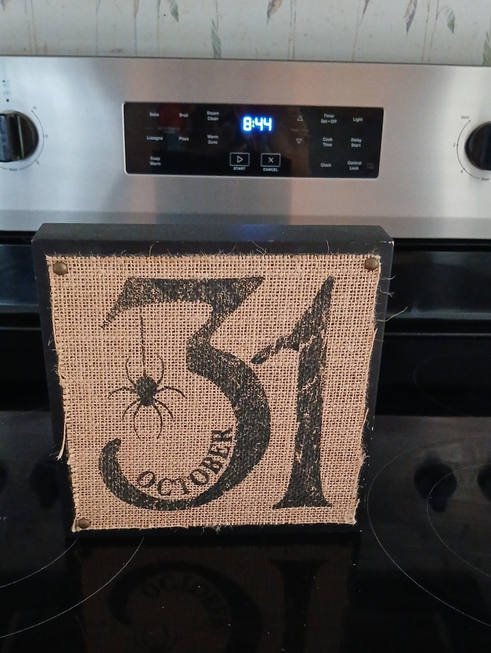 Halloween Burlap Block Sign - '31 October' Rustic Black Print